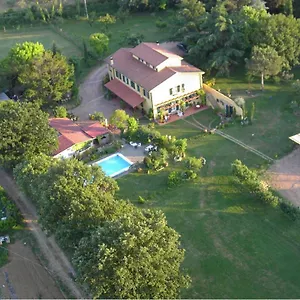 https://tenuta-poggio-alla-farnia.it-tuscanyhotel.com